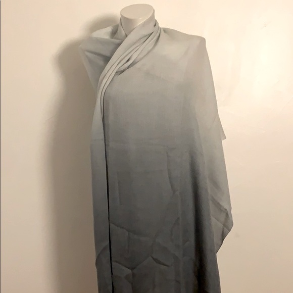Accessories - Grey ombré silk and cashmere pashmina